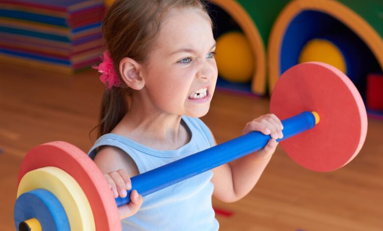 Does Lifting Weights Stunt Growth in Kids? What Parents Need to Know